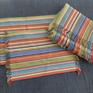 Crate & Barrel Table Runner Sabrosa And 2 Placemats